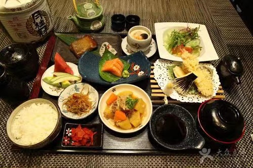 寿司大家都吃过，它有八种款式，你都吃过吗？