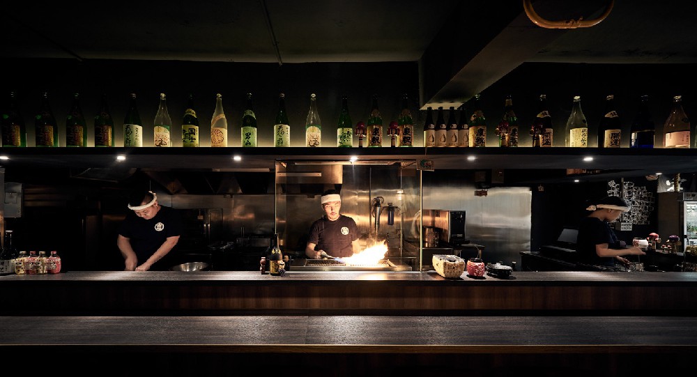 OMAKASE培训中的寿司世界：玉子料理学院的丰富教程