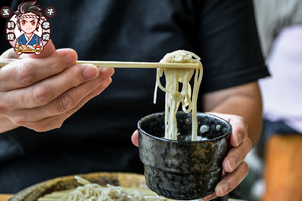 上海玉子料理学院的日式拉面培训：传统与创新的完美融合