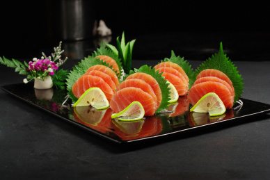 🍣✨ 日式料理培训：Omakase寿司与普通寿司区别，到底贵在哪里？