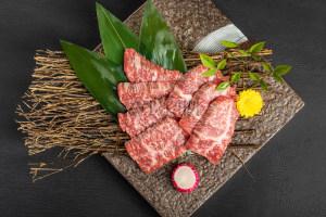 小小烤肉大厨：烤肉学习中的儿童牛排内容学习