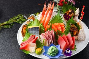 刺身培训的松叶蟹：便宜好吃又好看，多种刺身与料理