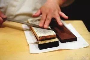 刺身培训的重点：刀工